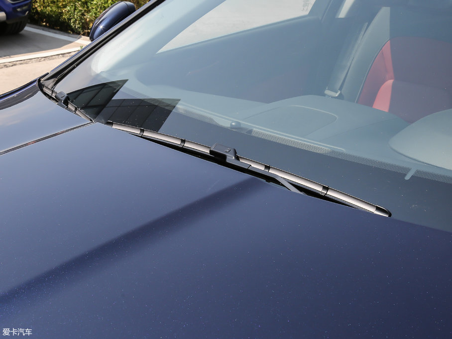 2017ݱXE 2.0T 200PS R-SPORT