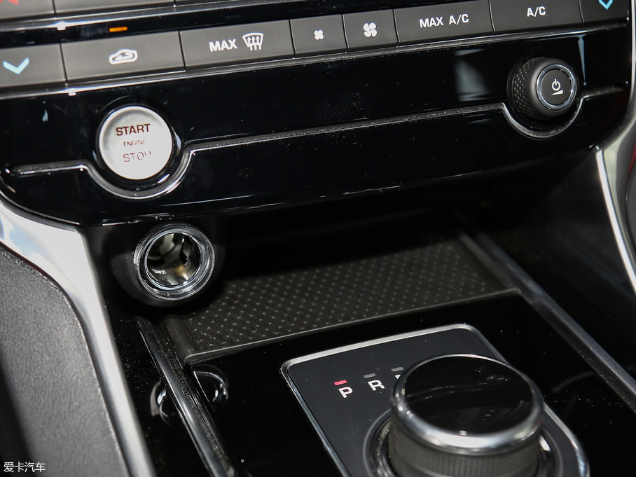 2017ݱXE 2.0T 200PS R-SPORT