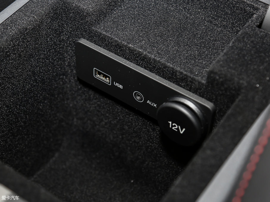 2017ݱXE 2.0T 200PS R-SPORT