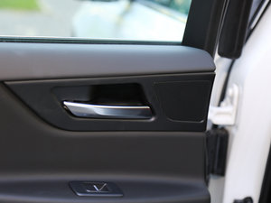 20172.0T 200PS R-SPORT g