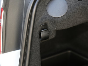 20172.0T 200PS R-SPORT g