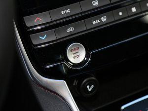 20172.0T 200PS R-SPORT п؅^