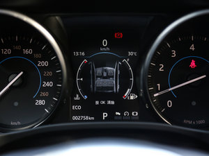 20172.0T 200PS R-SPORT п؅^