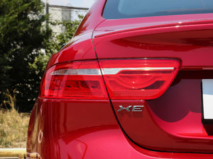 20172.0T 200PS R-SPORT ^