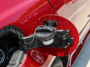 20172.0T 200PS R-SPORT ^