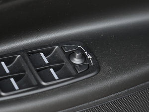 20172.0T 200PS R-SPORT g