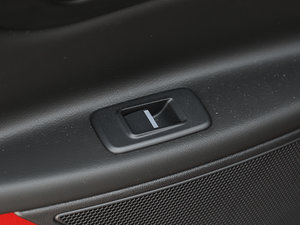 20172.0T 200PS R-SPORT g