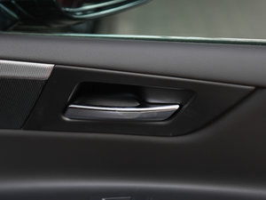 20172.0T 200PS R-SPORT g