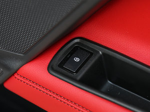 20172.0T 200PS R-SPORT g