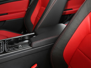 20172.0T 200PS R-SPORT 