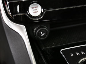 20172.0T 200PS R-SPORT g