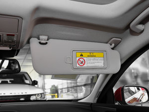 20172.0T 200PS R-SPORT g