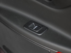 20172.0T 200PS R-SPORT g