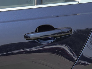 20172.0T 200PS R-SPORT ^