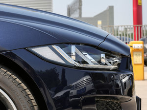 20172.0T 200PS R-SPORT ^