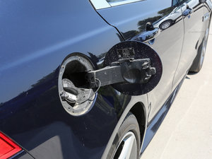 20172.0T 200PS R-SPORT w