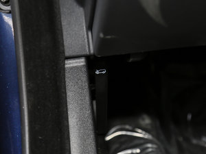 20172.0T 200PS R-SPORT g