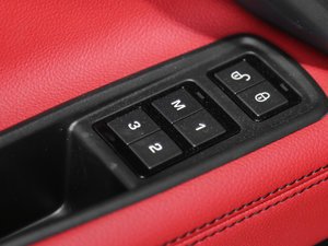 20172.0T 200PS R-SPORT g