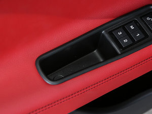 20172.0T 200PS R-SPORT g