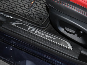 20172.0T 200PS R-SPORT g