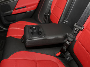 20172.0T 200PS R-SPORT 