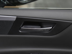 20172.0T 200PS R-SPORT g