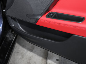 20172.0T 200PS R-SPORT g