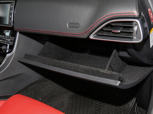 20172.0T 200PS R-SPORT 