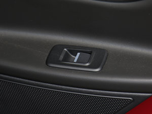 20172.0T 200PS R-SPORT g