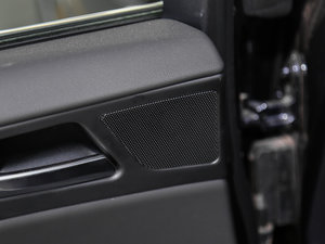 20172.0T 200PS R-SPORT g