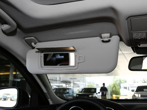 20172.0T 200PS R-SPORT g