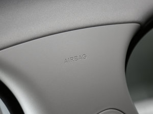 20172.0T 200PS R-SPORT g