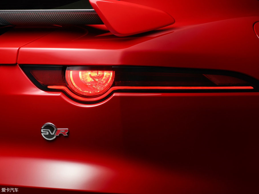 2018��ݱ�F-TYPE 5.0T SVR �����