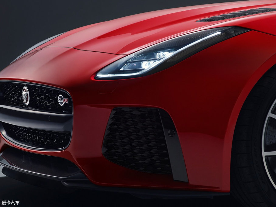 2018��ݱ�F-TYPE 5.0T SVR �����