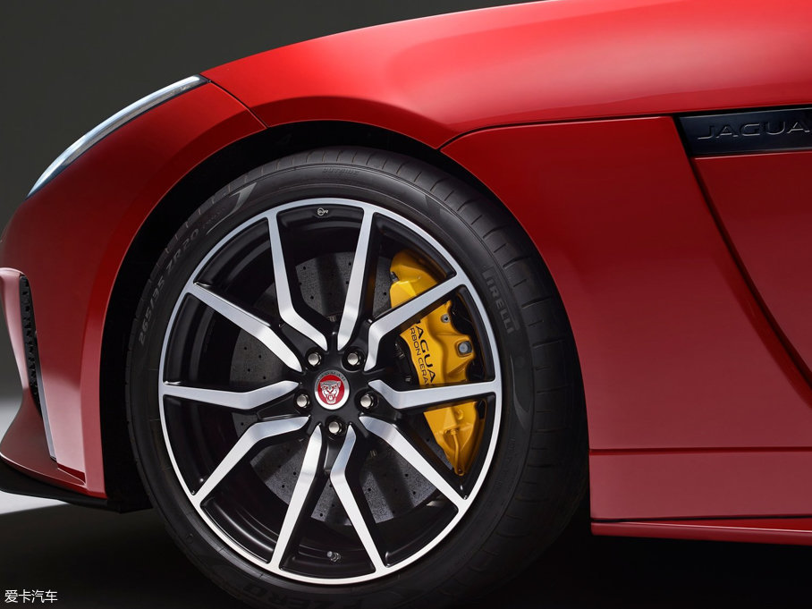 2018��ݱ�F-TYPE 5.0T SVR �����