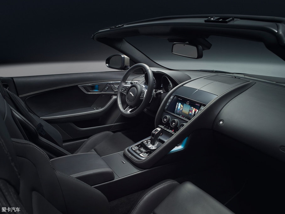 2018��ݱ�F-TYPE 5.0T SVR �����