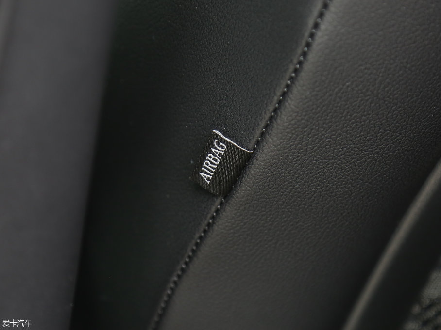 2018ݱF-PACE 2.0T R-Sport\Ӱ