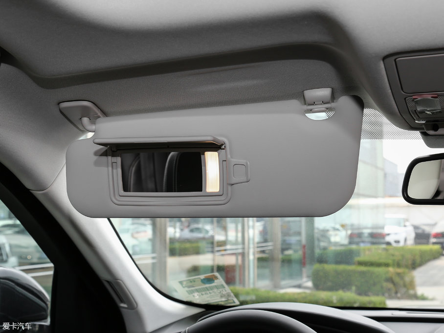 2018ݱF-PACE 2.0T (q)R-Sport\(yn)(dng)