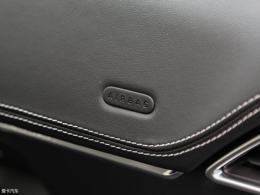 2018ݱF-PACE 2.0T (q)R-Sport\(yn)(dng)