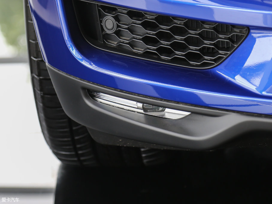 2018ݱF-PACE 2.0T 򌶼