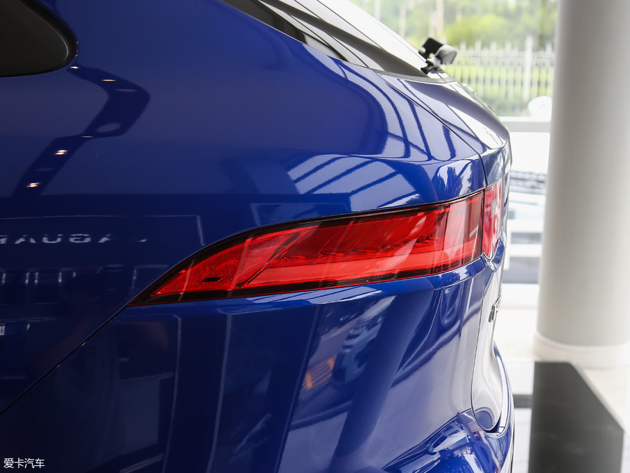 2018ݱF-PACE 2.0T 򌶼