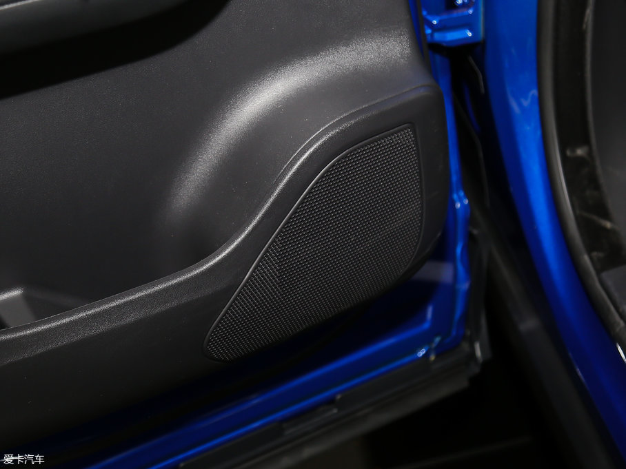 2018ݱF-PACE 2.0T 򌶼