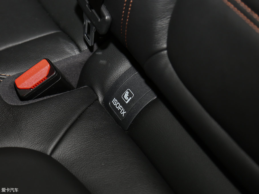 2018ݱF-PACE 2.0T 򌶼