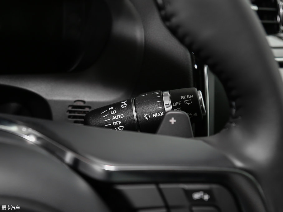 2018ݱF-PACE 2.0T 򌶼