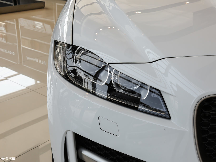 2018ݱF-PACE 3.0 SC (q)R-Sport\(yn)(dng)