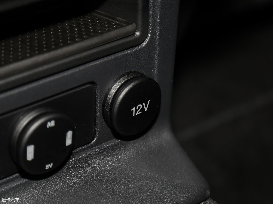 2018ݱF-PACE 3.0 SC R-Sport\Ӱ