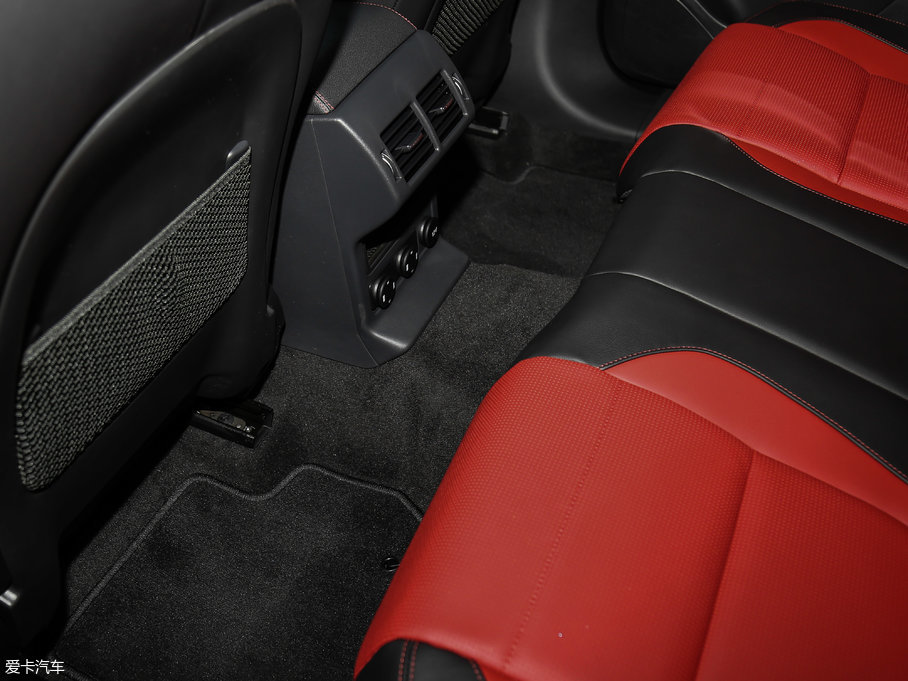 2018ݱF-PACE 3.0 SC (q)R-Sport\(yn)(dng)