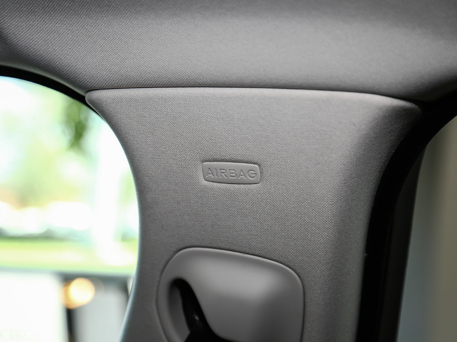 2018ݱF-PACE 3.0 SC (q)R-Sport\(yn)(dng)