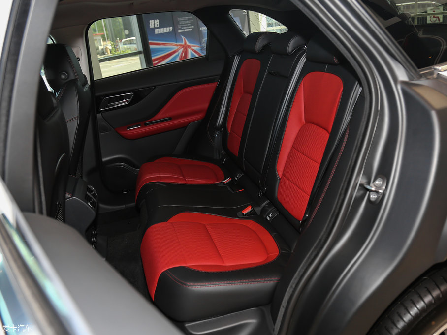 2018ݱF-PACE 3.0 SC (q)R-Sport\Ӱ