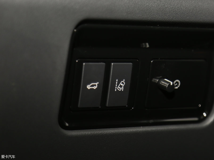 2018ݱF-PACE 2.0T 򌶼